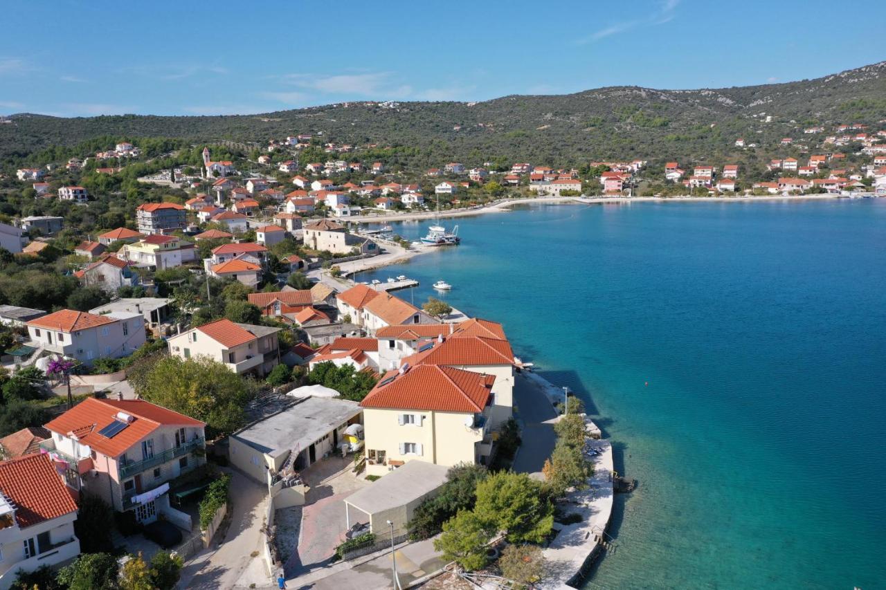 Apartments Babin Vinišće Exteriér fotografie